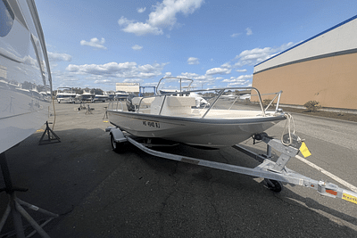 BOATZON | Boston Whaler 150 MONTAUK 2018