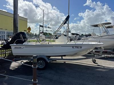 BOATZON | Boston Whaler 150 Montauk 2021