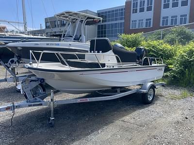 BOATZON | Boston Whaler 150 Montauk 2024