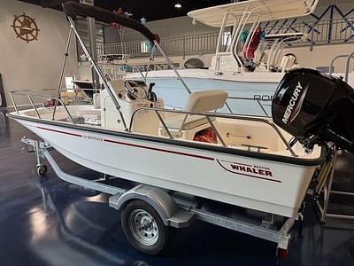 BOATZON | Boston Whaler 150 Montauk 2025