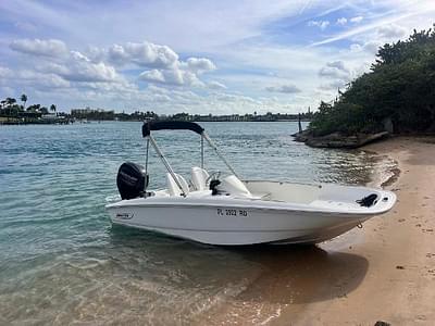 BOATZON | Boston Whaler 150 Super Sport 2015