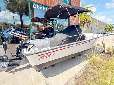 BOATZON | 2003 Boston Whaler 17 Montauk