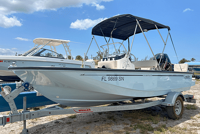 BOATZON | Boston Whaler 17 MONTAUK 2020