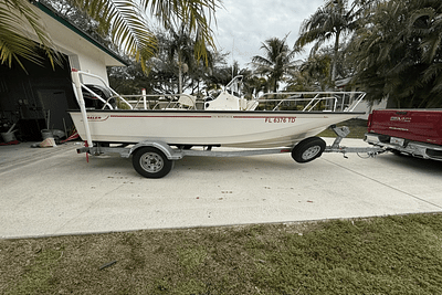 BOATZON | Boston Whaler 17 MONTAUK 2022