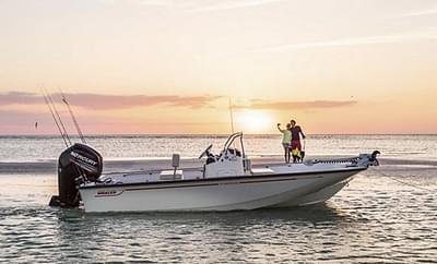 BOATZON | Boston Whaler 17 Montauk 2023