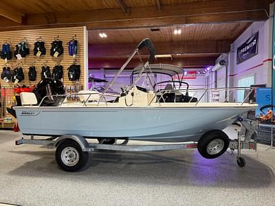 BOATZON | 2025 Boston Whaler 170 Montauk