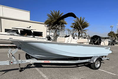 BOATZON | Boston Whaler 170 Montauk 2025