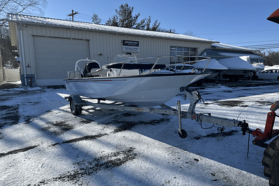 BOATZON | Boston Whaler 170 Montauk 2025