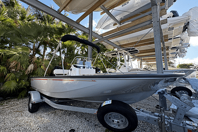 BOATZON | Boston Whaler 170 Montauk 2025