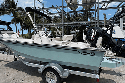 BOATZON | Boston Whaler 170 Montauk 2025