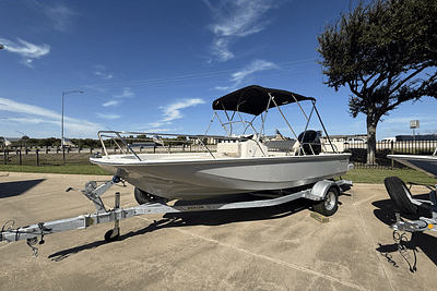 BOATZON | Boston Whaler 170 Montauk 2025