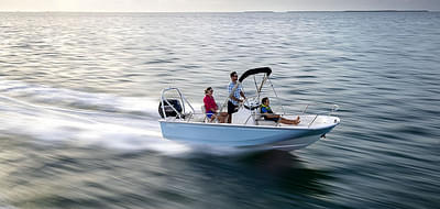 BOATZON | Boston Whaler 170 Montauk 2025