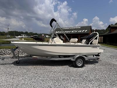 BOATZON | Boston Whaler 170 Montauk 2025 BOATZON | Boston Whaler 170 Montauk 2025