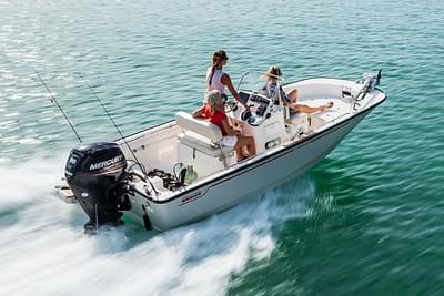 BOATZON | Boston Whaler 170 Montauk 2025