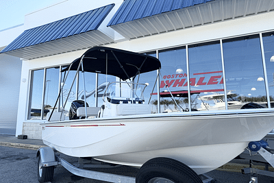 BOATZON | Boston Whaler 170 Montauk 2025