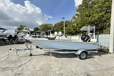 BOATZON | Boston Whaler 170 Montauk 2025 BOATZON | Boston Whaler 170 Montauk 2025