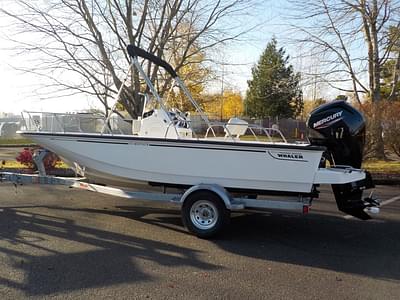 BOATZON | Boston Whaler 170 Montauk 2025