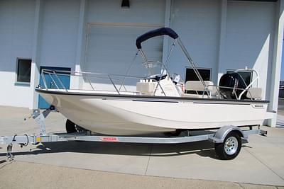 BOATZON | Boston Whaler 170 Montauk 2025