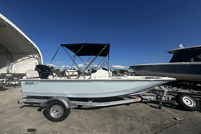 BOATZON | Boston Whaler 170 Montauk 2025