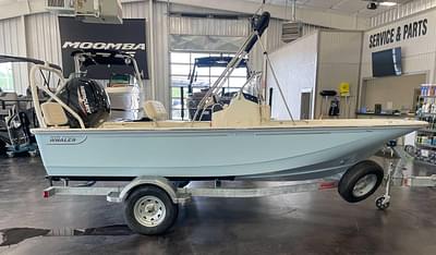 BOATZON | 2025 Boston Whaler 170 Montauk