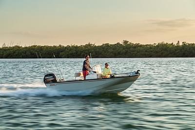 BOATZON | Boston Whaler 170 Montauk 2025