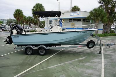 BOATZON | Boston Whaler 190 Montauk 2024