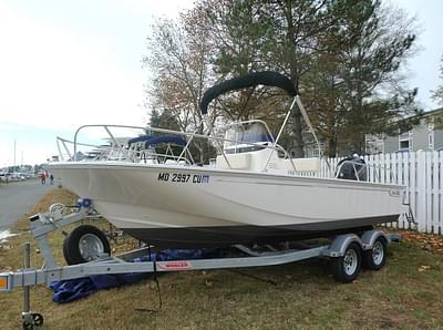 BOATZON | Boston Whaler 190 Montauk 2024