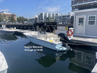 BOATZON | Boston Whaler 190 Montauk 2024