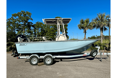 BOATZON | Boston Whaler 190 Montauk 2025