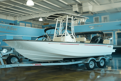 BOATZON | Boston Whaler 190 Montauk 2025