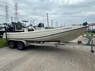 BOATZON | 1976 Boston Whaler 21 Outrage BOATZON | 1976 Boston Whaler 21 Outrage