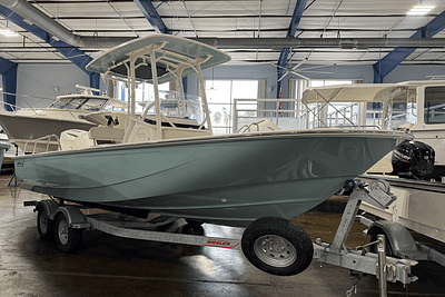 BOATZON | Boston Whaler 210 Montauk 2025