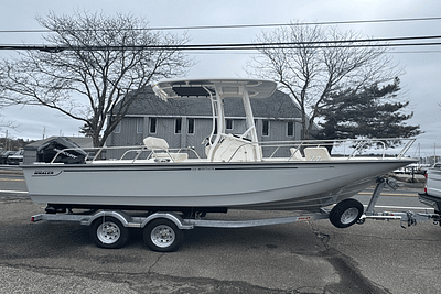 BOATZON | Boston Whaler 210 Montauk 2025