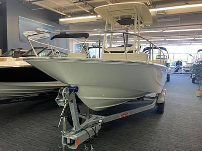 BOATZON | 2025 Boston Whaler 210 Montauk BOATZON | 2025 Boston Whaler 210 Montauk
