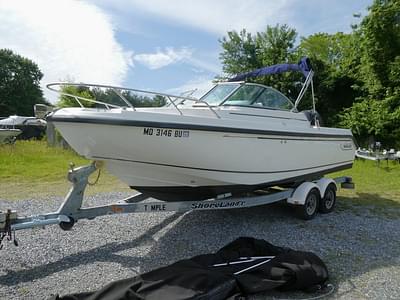 BOATZON | Boston Whaler 210 Ventura 2005 BOATZON | Boston Whaler 210 Ventura 2005