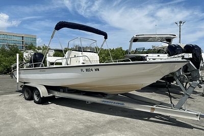 BOATZON | Boston Whaler 220 DAUNTLESS 2005