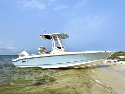 BOATZON | Boston Whaler 220 Dauntless 2022