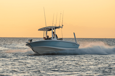 BOATZON | Boston Whaler 220 Dauntless 2025