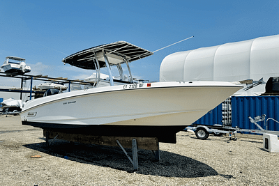 BOATZON | Boston Whaler 220 OUTRAGE 2012 BOATZON | Boston Whaler 220 OUTRAGE 2012