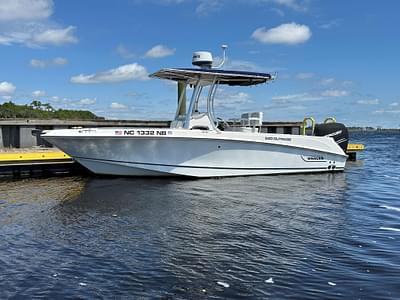 BOATZON | Boston Whaler 220 Outrage 2012