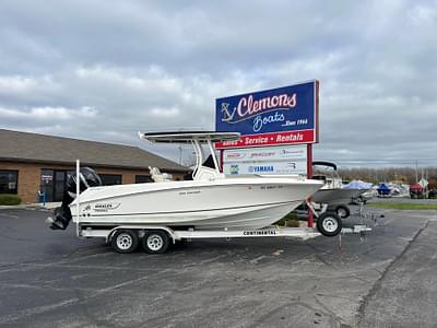 BOATZON | Boston Whaler 220 Outrage 2015