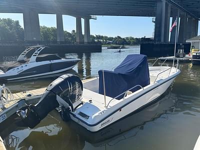 BOATZON | Boston Whaler 230 Dauntless 2013