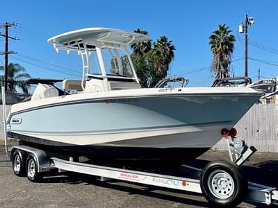 BOATZON | Boston Whaler 230 Outrage 2020