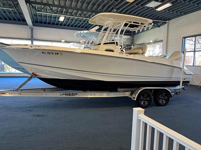 BOATZON | Boston Whaler 230 Outrage 2021