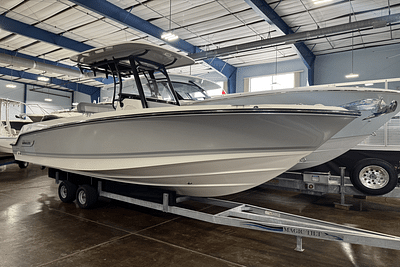 BOATZON | Boston Whaler 230 Outrage 2025