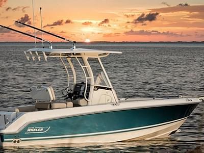 BOATZON | Boston Whaler 230 Outrage 2025