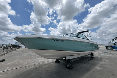 BOATZON | Boston Whaler 230 VANTAGE 2018