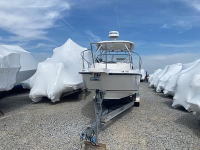 BOATZON | Boston Whaler 235 Conquest 2005