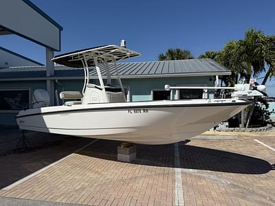 BOATZON | Boston Whaler 240 Dauntless 2016 BOATZON | Boston Whaler 240 Dauntless 2016