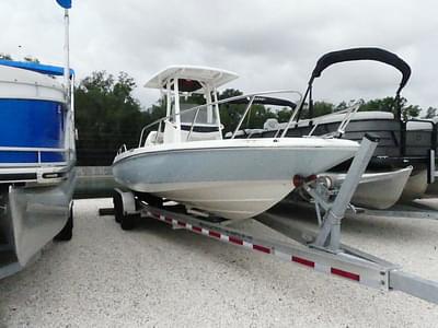 BOATZON | Boston Whaler 240 Dauntless 2019